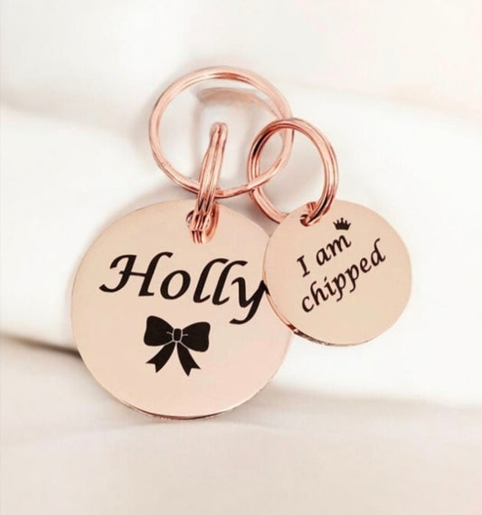 Pet tags engraved set available in silver, rose gold, gold and black.