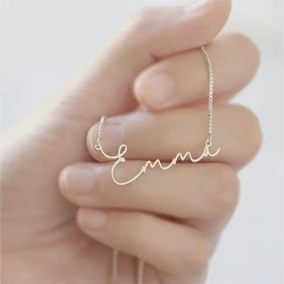 Beautiful Name Necklace With Giftbox. Silver,  Rose Gold or Gold Stainles Steel. 45cm chain. Personalised.