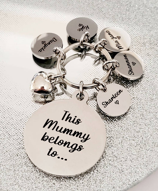 This Mumma belongs to... keyring,  Can be personalised to mummy, grandma etc.