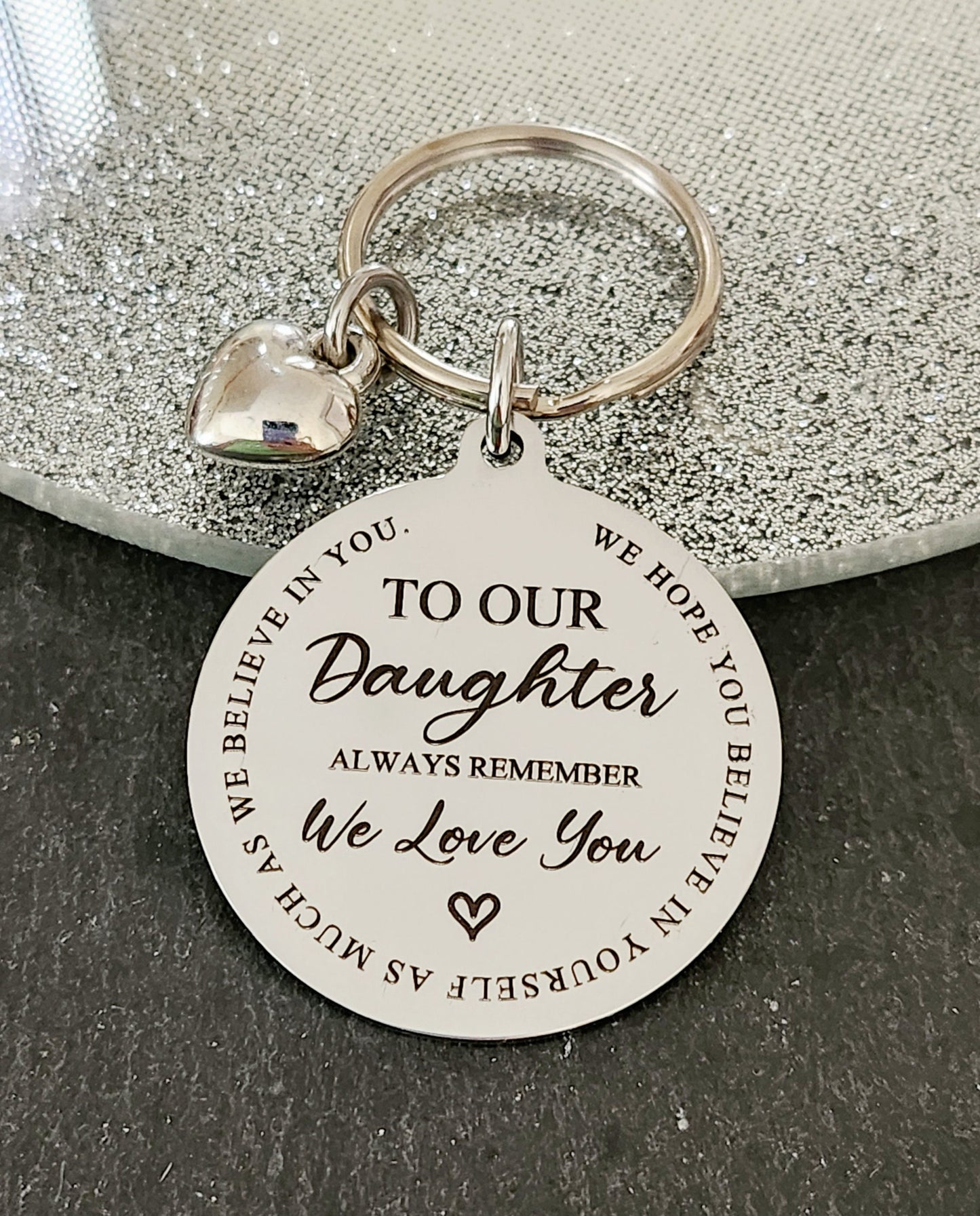 Niece/ Nephew keyring,  the back can be personalised.