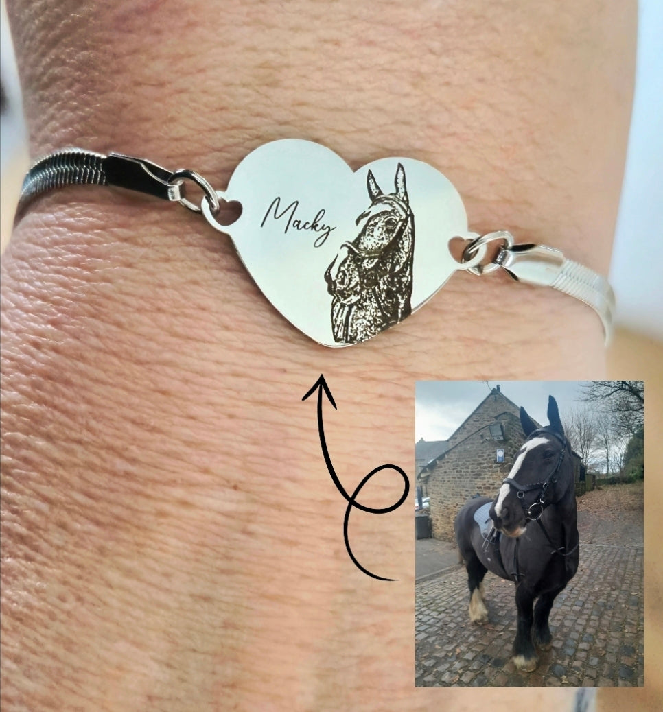 Personalised Horse Photo Bracelet – 20mm Heart Engraved in Silver or Gold (15cm + Extension)