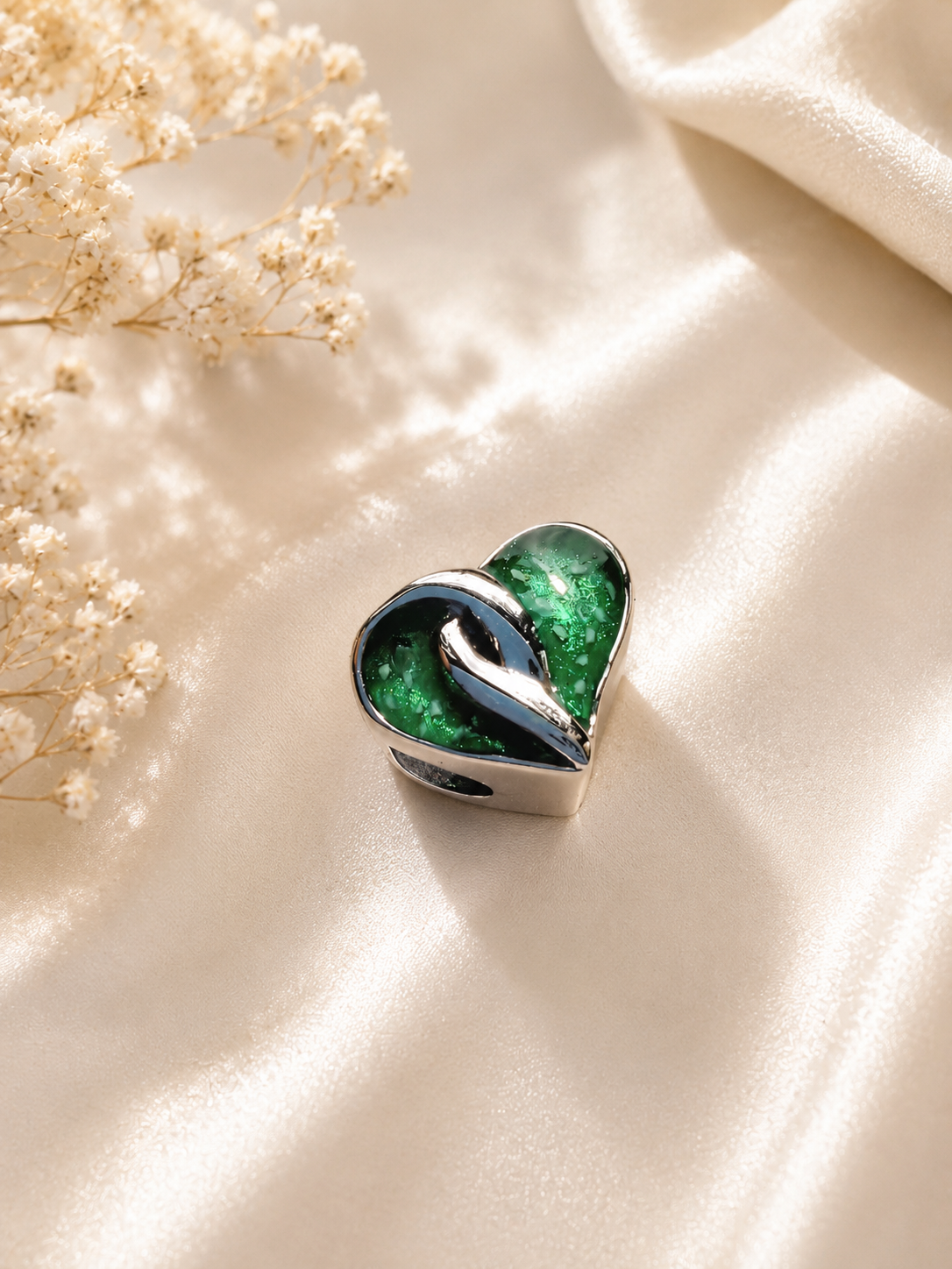 Cremation Ashes or Hair memorial split heart charm to fit snake chain or pandora style bracelet. Engraved on the back. 40 colours to choose from