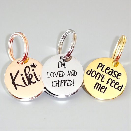 Tiny ID tags, ideal for cats and puppies.